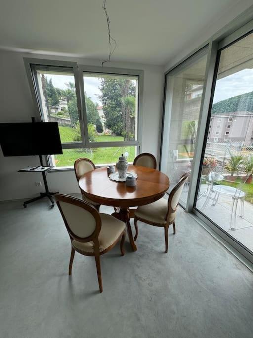 Neue Gartenwohnung Mit Sicht Auf Den Luganersee Понте Треса Екстериор снимка